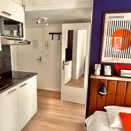 Cozy Studio Apartment Unit 12 In Center Of Zürih Dış mekan fotoğraf