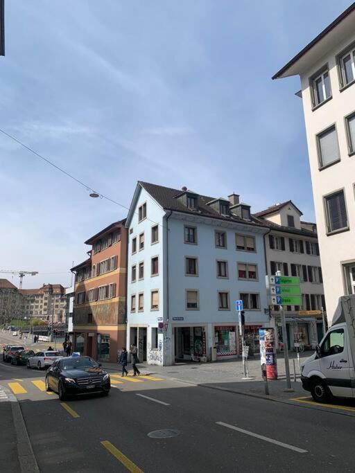 Cozy Studio Apartment Unit 12 In Center Of Zürih Dış mekan fotoğraf